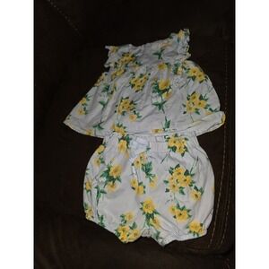 Btween baby floral Easter spring outfit top shorts size 24‎ months